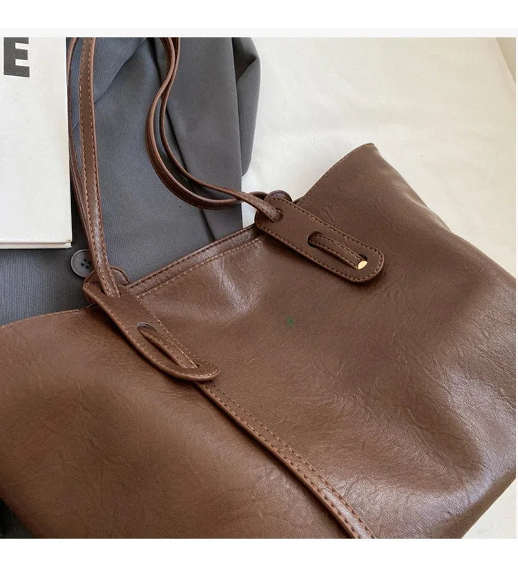Retro Chic Tote