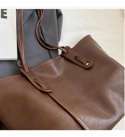 Retro Chic Tote